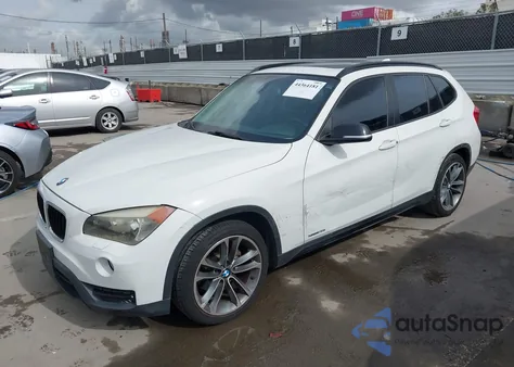 2013 BMW X1 xDrive28I z USA, uszkodzony, nr VIN WBAVL1C51DVR91399